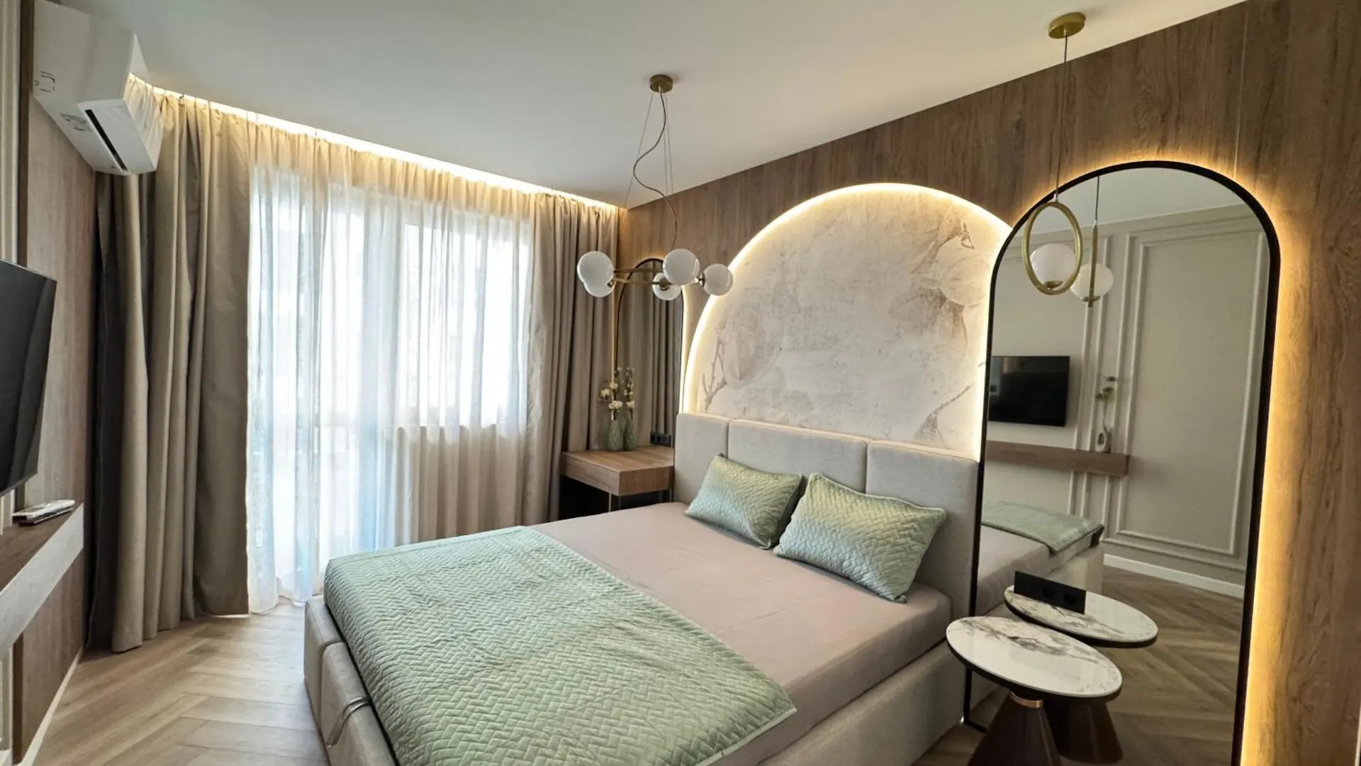 Enjoyment In Central Park Burgas City Apartmán